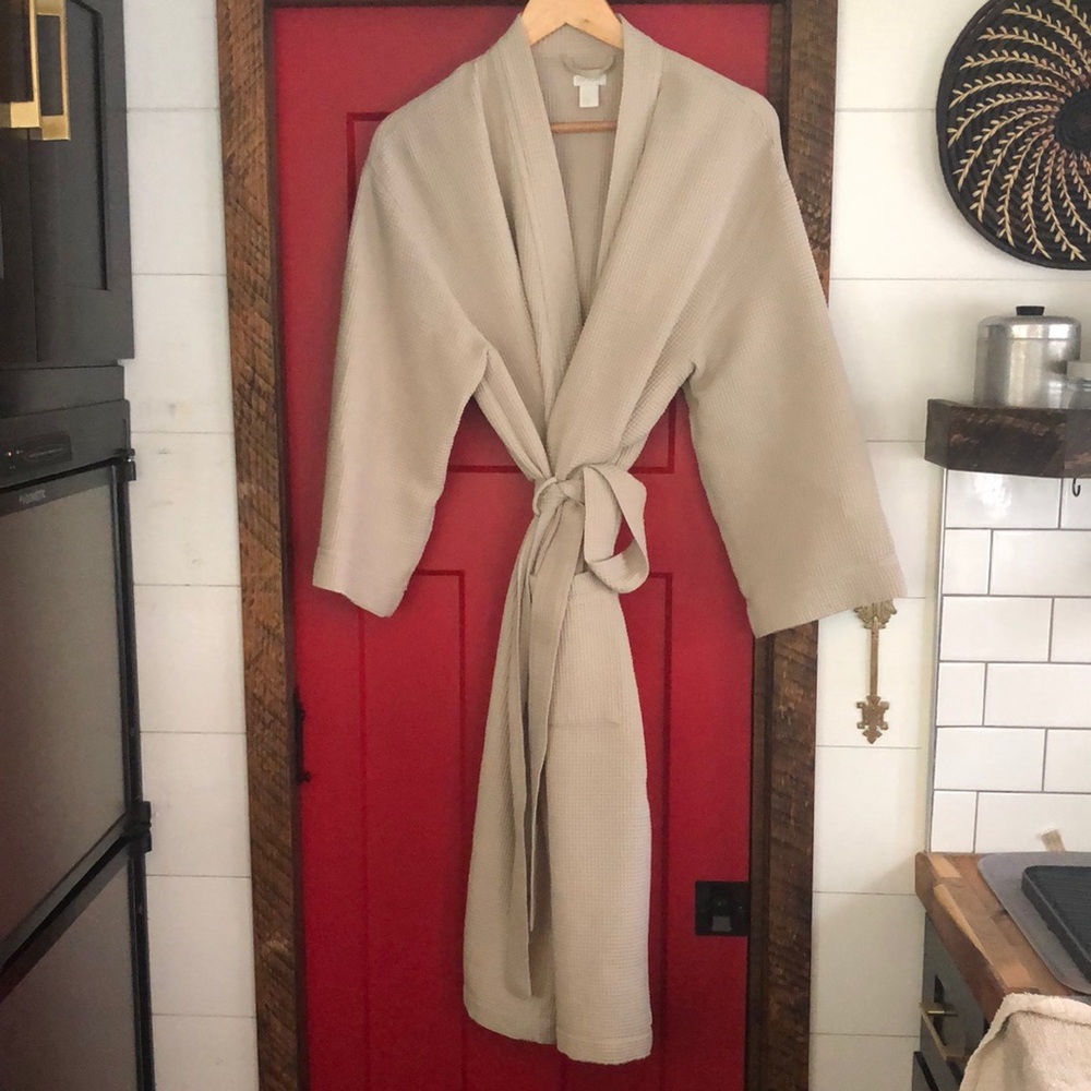 H&M grey robe